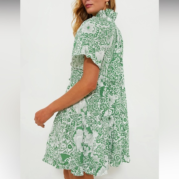 HYACINTH HOUSE

Green and White Tiered Thea Mini Dress - Picture 4 of 11